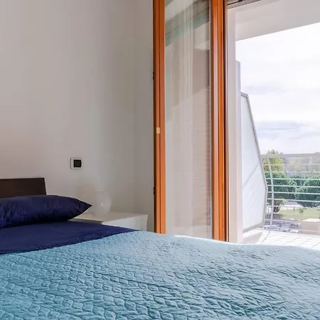 Bilocale Con Terrazzo *