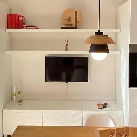Bilocale Con Terrazzo *