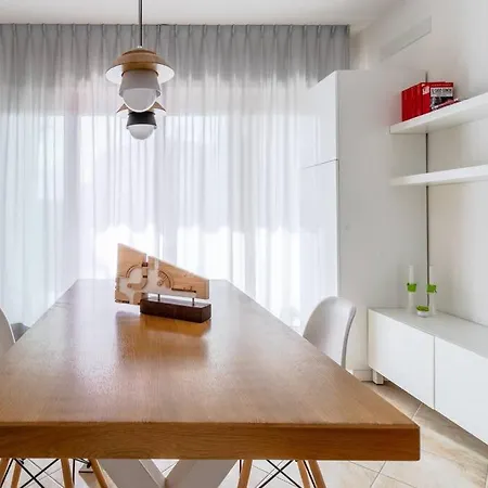 Bilocale Con Terrazzo *