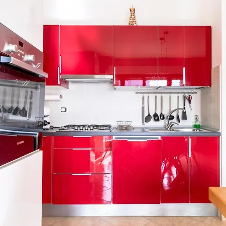 Bilocale Con Terrazzo